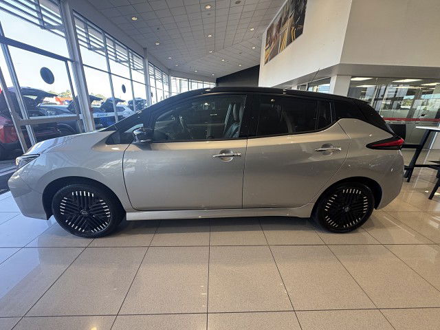 2023 Nissan LEAF 60Kwh/Ev/Fd - Two Tone