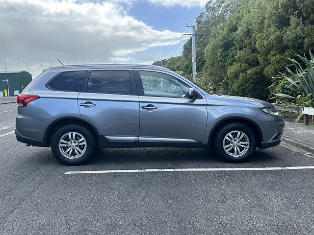 2016 Mitsubishi Outlander LS 4WD