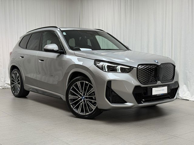 2025 BMW iX1 62EF xDrive30