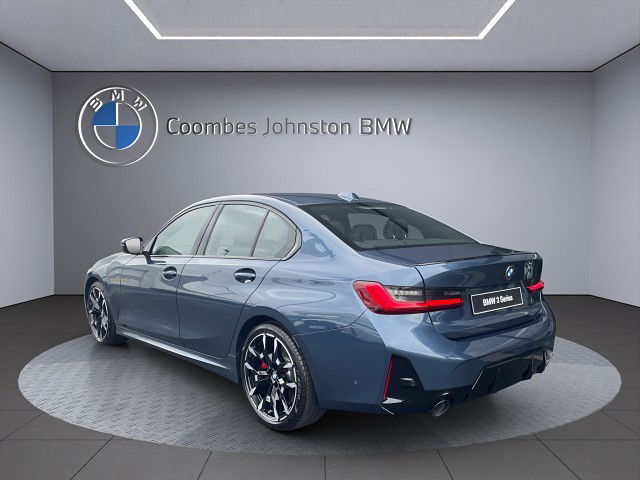 2025 BMW 320i 50FF Sedan