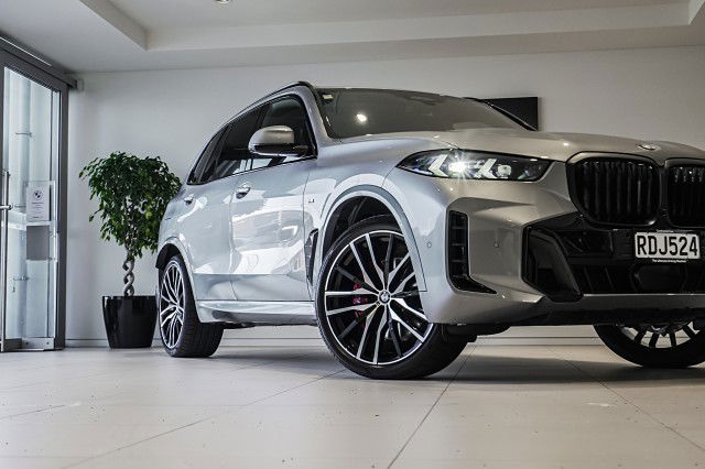 2025 BMW X5 xDrive30d