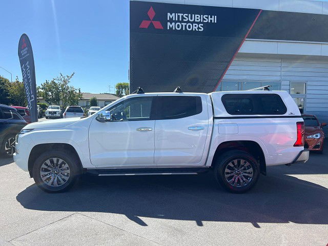 2025 Mitsubishi Triton DC WS 2.4D GLXR 4WD 6AT