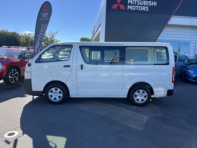 2019 Toyota 4DR DIESEL