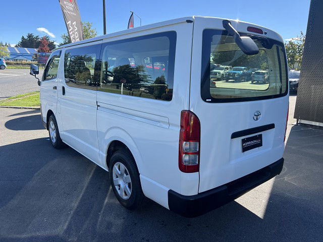 2019 Toyota 4DR DIESEL