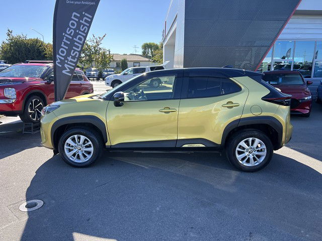 2022 Toyota Yaris Cross Hybrid G