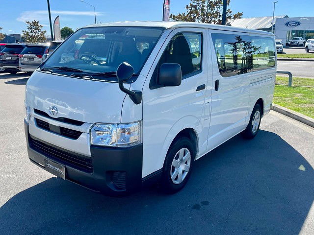 2020 Toyota Hiace 5DR Petrol