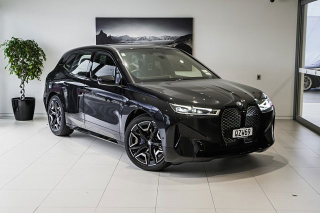 2024 BMW iX IXdrive40