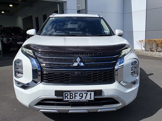 2025 Mitsubishi Outlander Vrx 2.5P/Cvt