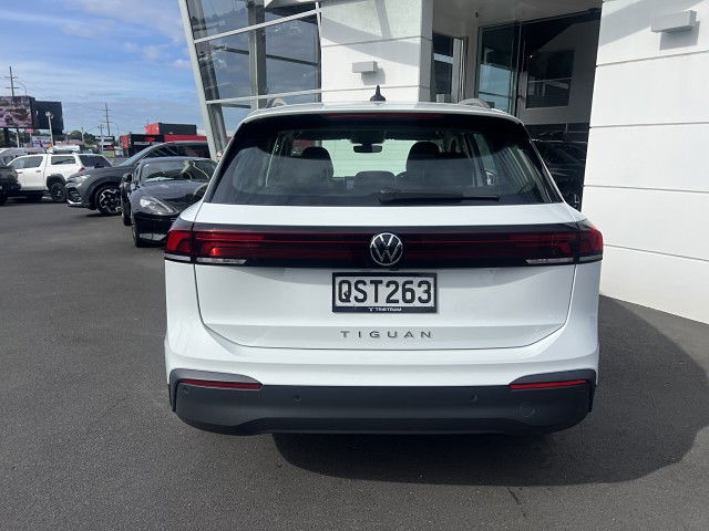 2024 Volkswagen Tiguan LIFE 1.4TSI