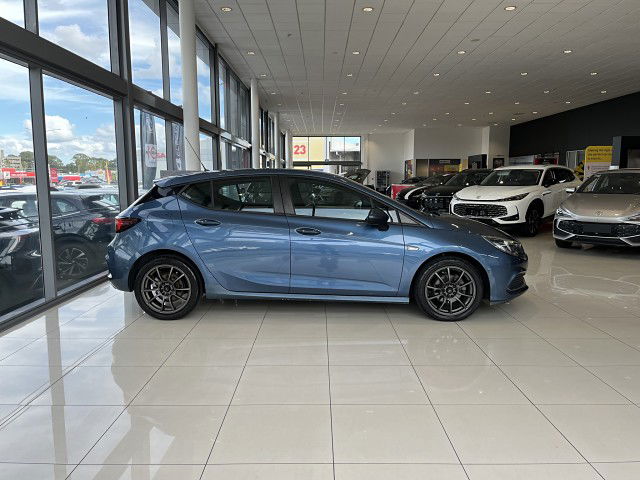 2017 GMSV Rs 1.6Pt/6At