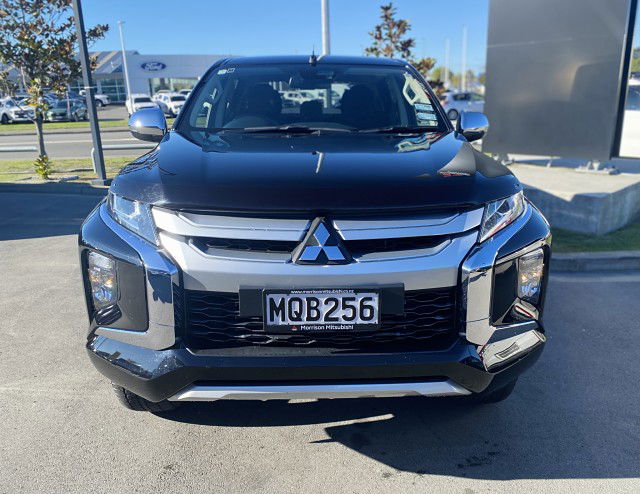 2020 Mitsubishi Triton DC Glxr 6AT 2.4D/6AT