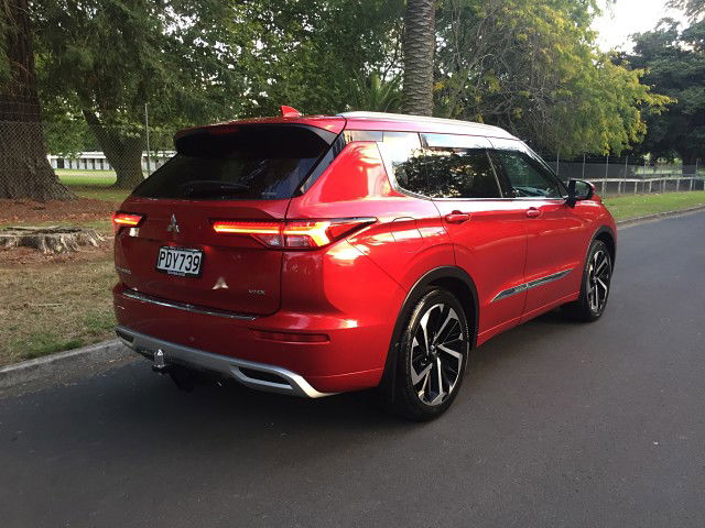 2022 Mitsubishi Outlander VRX 4WD 2.5L PETROL