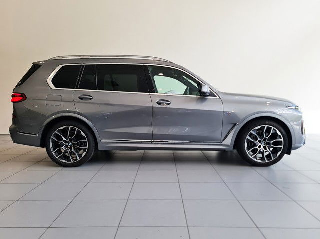 2024 BMW X7 40d XDrive M-Sport