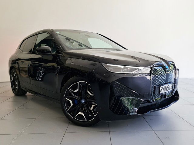 2025 BMW iX SPORT 40 xDrive