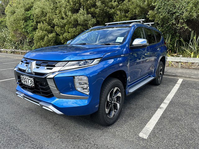 2025 Mitsubishi Pajero Sport VRX 4WD