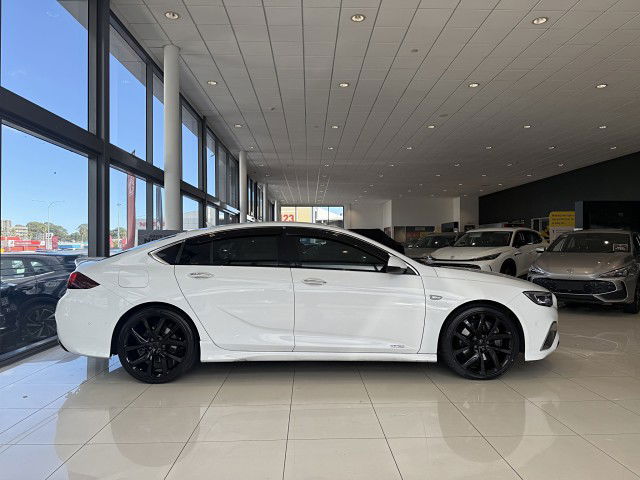 2018 Holden Commodore Vxr 3.6Pt/4Wd/9At