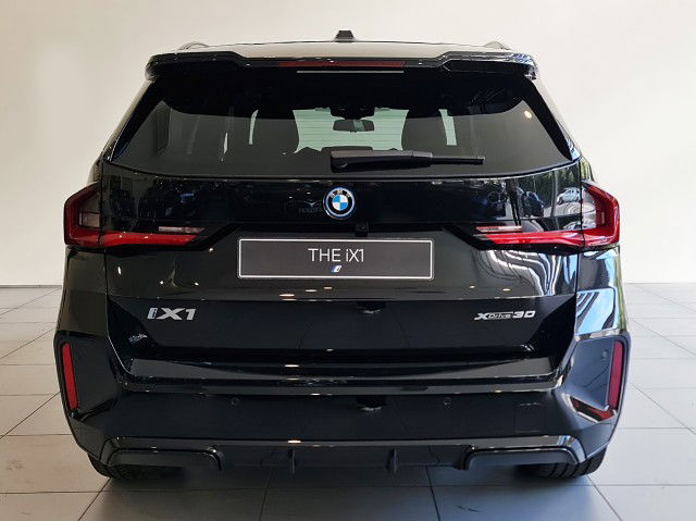 2025 BMW iX1 xDrive30
