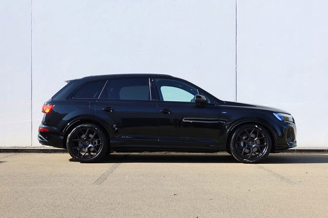 2025 Audi Q7 50 Dynamic Black Limited Edition