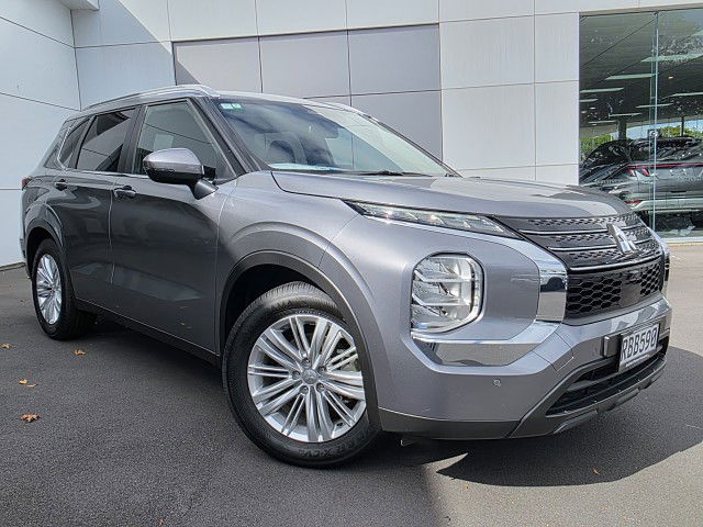 2025 Mitsubishi Outlander Ls 2.5P/4Wd/Cvt
