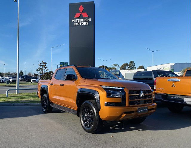 2025 Mitsubishi Triton DC WS 2.4D VRX 4WD 6AT