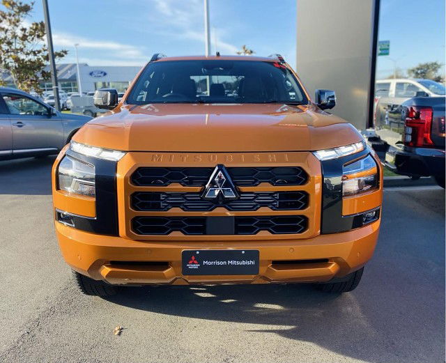 2025 Mitsubishi Triton DC WS 2.4D VRX 4WD 6AT