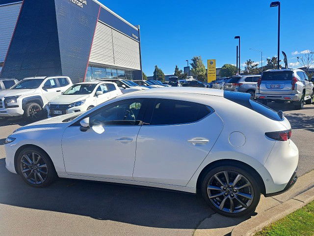 2019 Mazda 3 15S TOURING