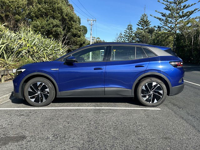2024 Volkswagen ID.4 Pro