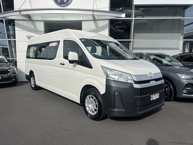 2020 Toyota Hiace 10 Seater, NZ NEW, Cargo Barrier