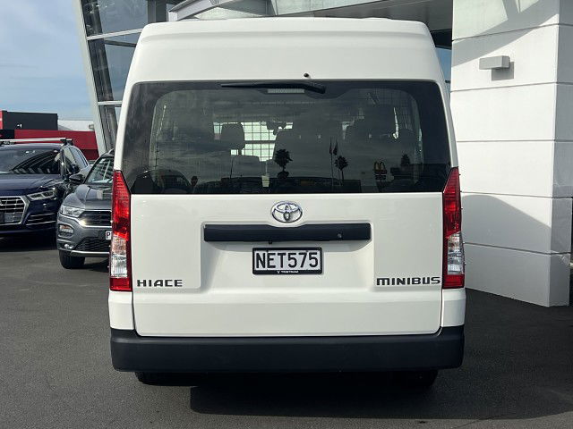 2020 Toyota Hiace 10 Seater, NZ NEW, Cargo Barrier