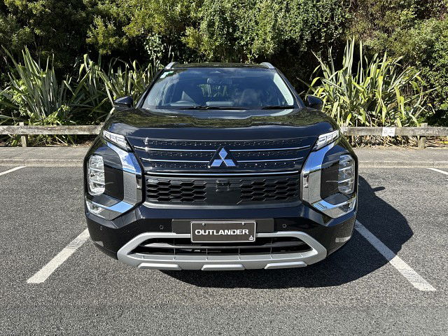 2025 Mitsubishi Outlander VRX 4WD - PRE-REG SALE