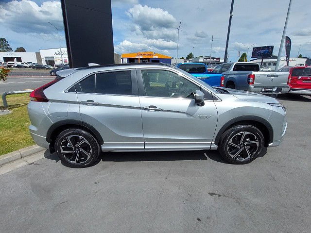 2024 Mitsubishi Eclipse Cross PHEV VRX 4WD