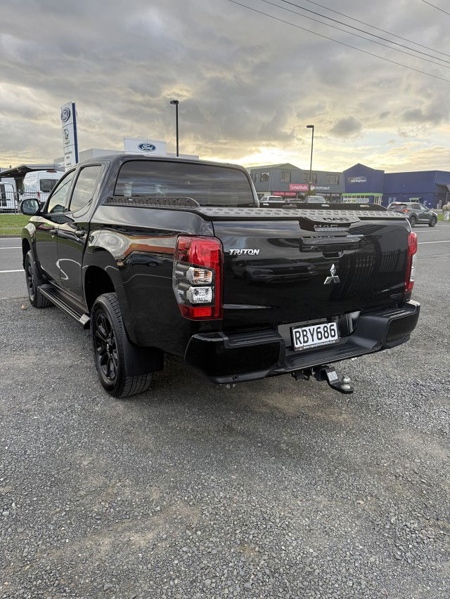 2023 Mitsubishi Triton DC WS 2.4D GSR 4WD 6AT