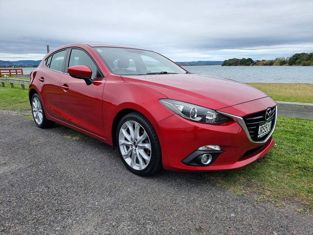 2016 Mazda 3 SP25