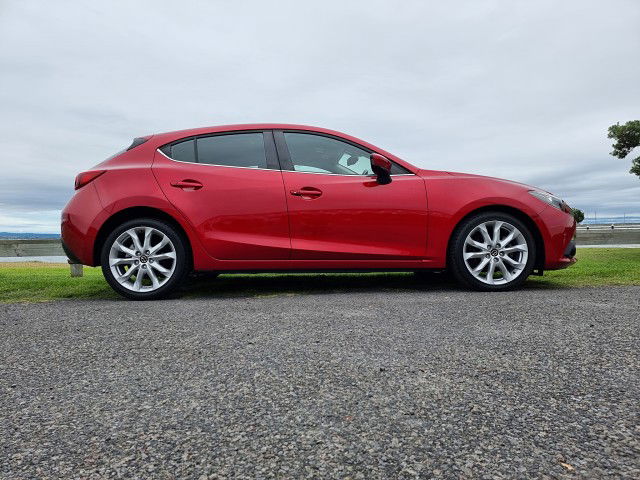 2016 Mazda 3 SP25