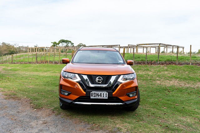 2022 Nissan X-Trail 2WD ST-L 7 18