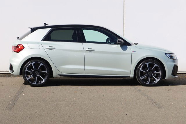 2025 Audi A1 35 TFSI S line