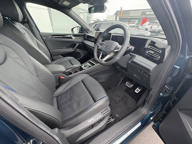 2025 Volkswagen Tiguan 1.4 TSI R-LINE 2WD TOURING PACKAGE