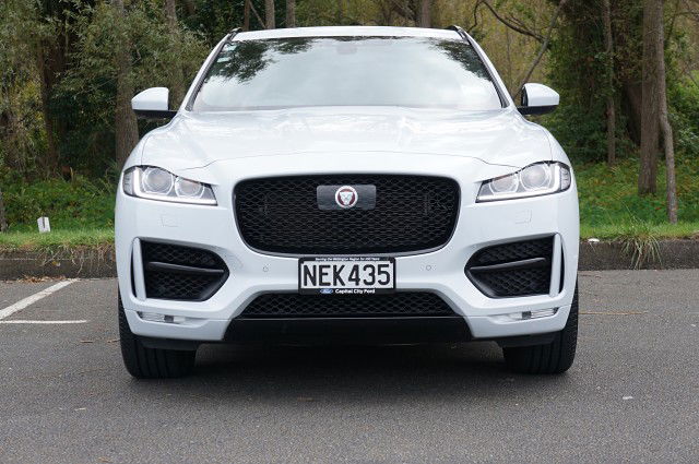 2020 Jaguar F-Pace 25t R-sport 2.0p/4wd