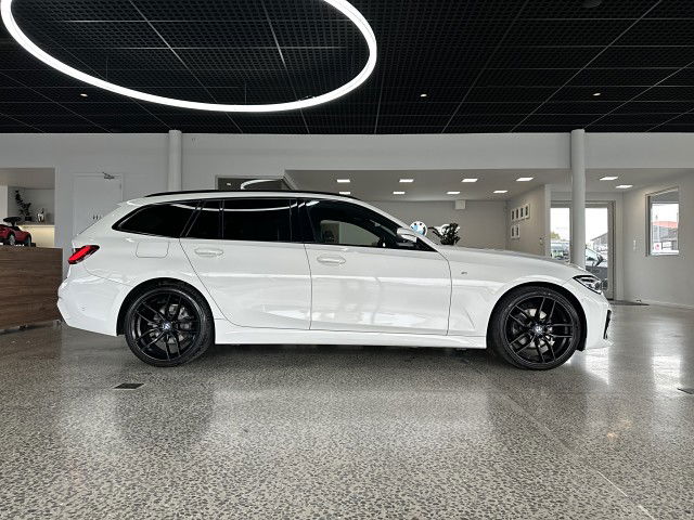 2021 BMW 320d xDrive Touring M-Sport +Comfort Pack