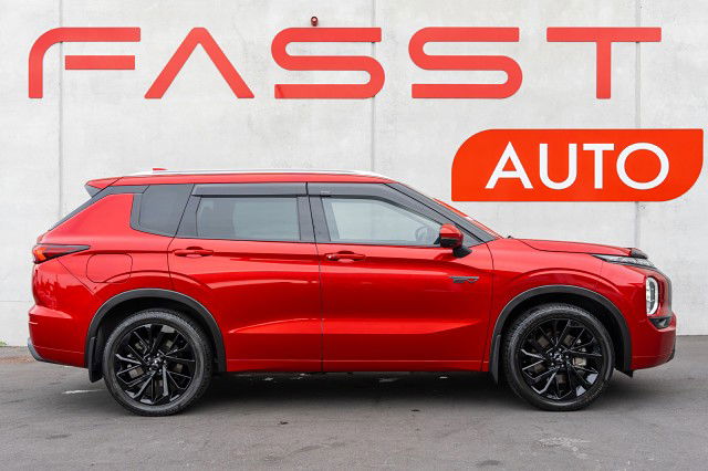 2022 Mitsubishi Outlander VRX PHEV/4WD/AT
