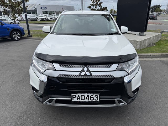 2022 Mitsubishi Outlander LS 2.4P/CVT