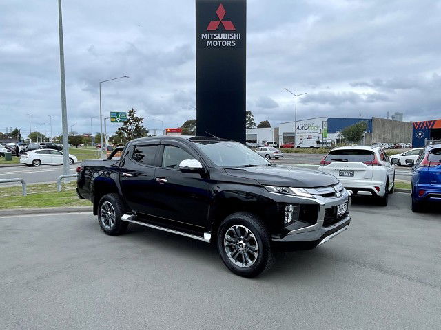 2023 Mitsubishi Triton DC WS 2.4D GLXR 4WD 6AT