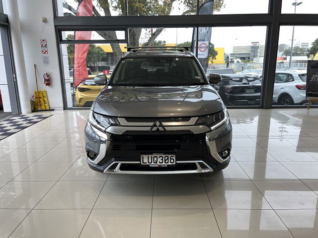 2018 Mitsubishi Outlander Vrx 2.4P/4Wd/Cvt