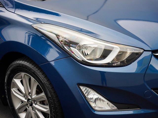 2015 Hyundai Elantra 1.8P 6A 4Dr Sedan