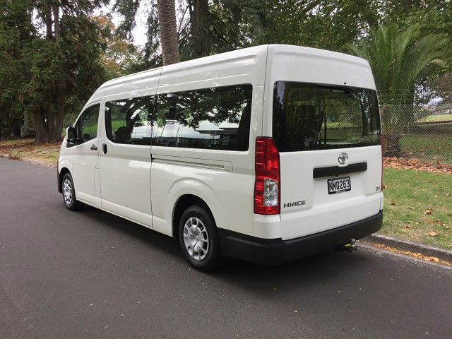 2021 Toyota Hiace ZX GVN 2.8L 12 SEATER