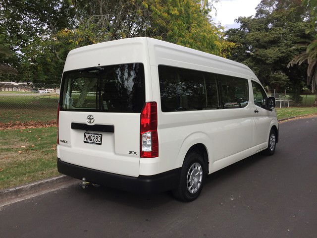2021 Toyota Hiace ZX GVN 2.8L 12 SEATER