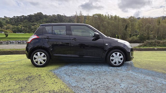 2016 Suzuki Swift Glab 1.4p/4at/ha/5dr