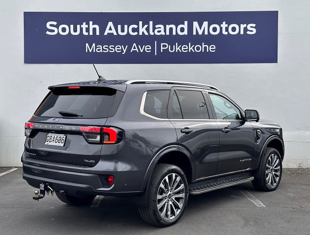2023 Ford Everest Platinum