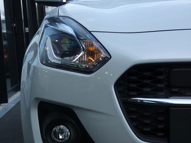 2023 Suzuki Swift GLX Hybrid