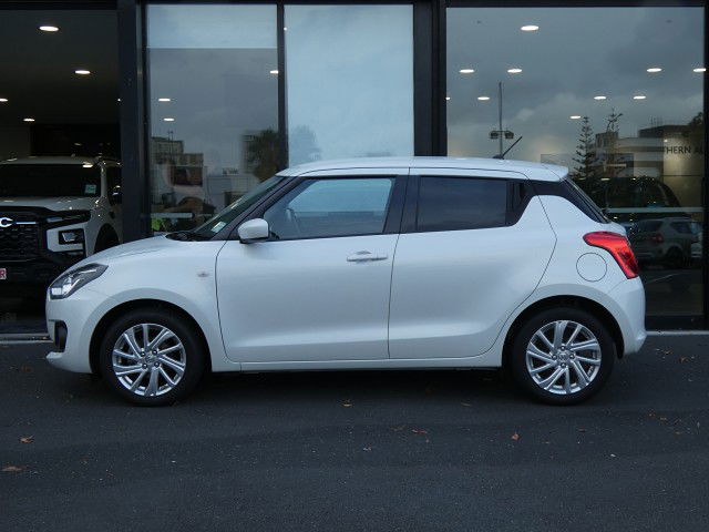 2023 Suzuki Swift GLX Hybrid
